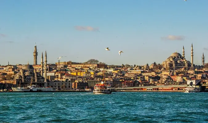 Preços de Hotéis e Passagens Aéreas para Istambul em Novembro